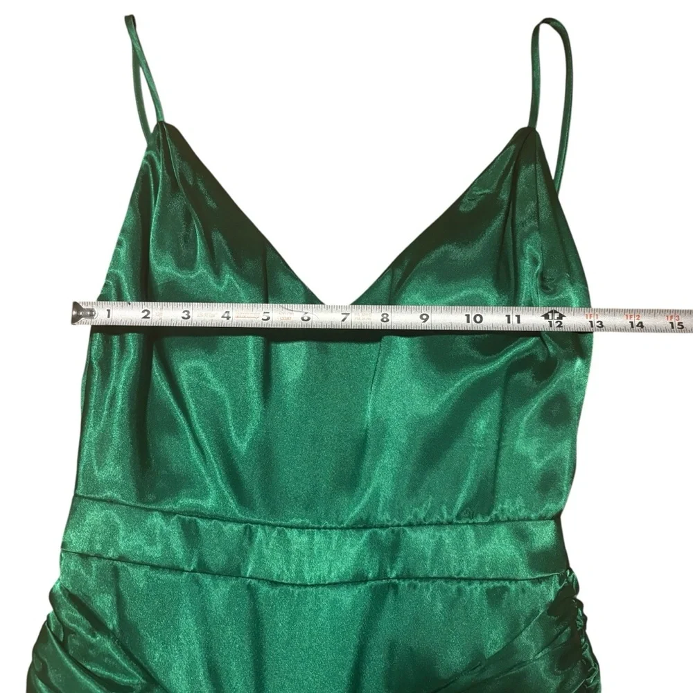 Faviana New York Emerald Green Long Satin Gown Prom/Black Tie/Formal- Size 3/4 - Picture 6 of 12